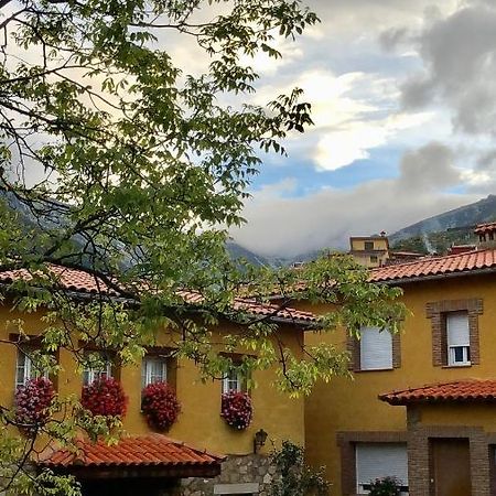 Casa Rural Sierra De Tormantos Guijo de Santa Bárbara Exterior photo